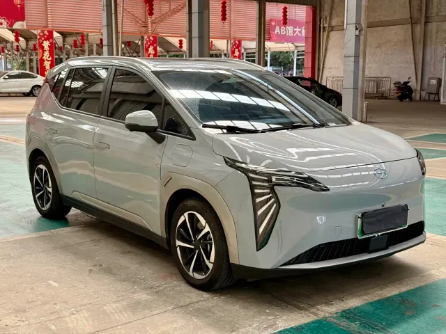 GAC Aion Y — Фото автомобиля 2