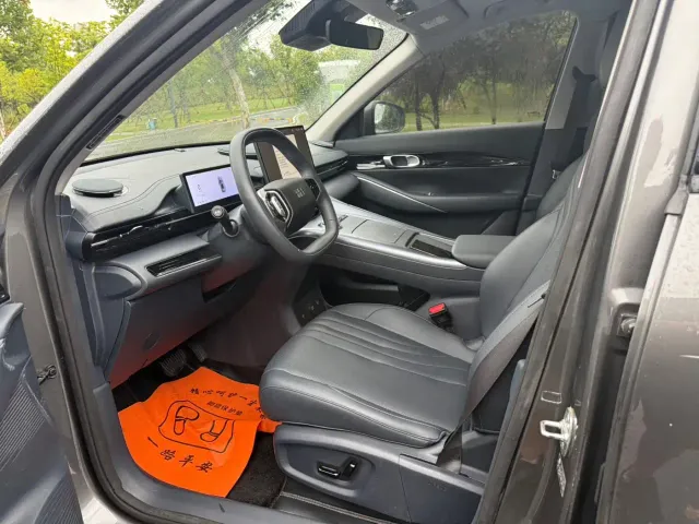 Geely Galaxy E5 — Фото автомобиля 4