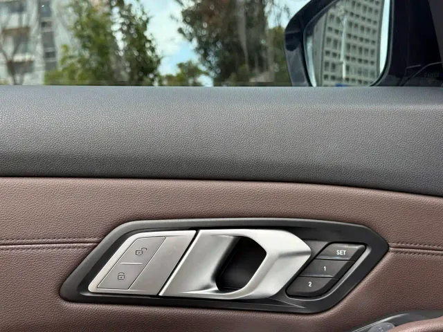 BMW 3 Series — Фото автомобиля 19