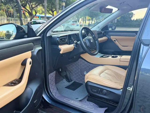 Leapmotor Leapmotor C11 2024 Pure Electric 580 Premium Edition — Фото автомобиля 8