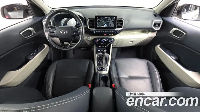 Hyundai Venue — Фото автомобиля 7