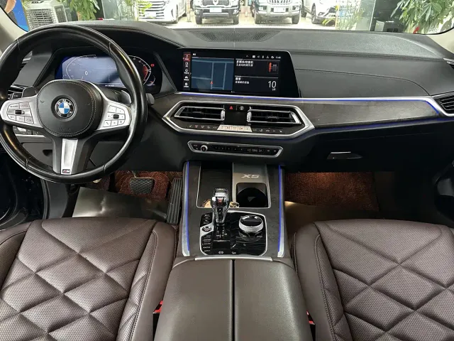 BMW X5 — Фото автомобиля 12