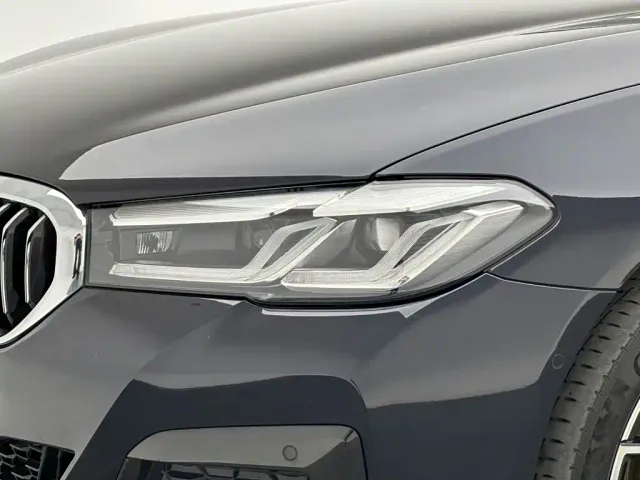 BMW 5 Series — Фото автомобиля 26
