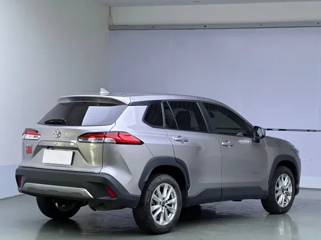 Toyota Corolla Cross — Фото автомобиля 6