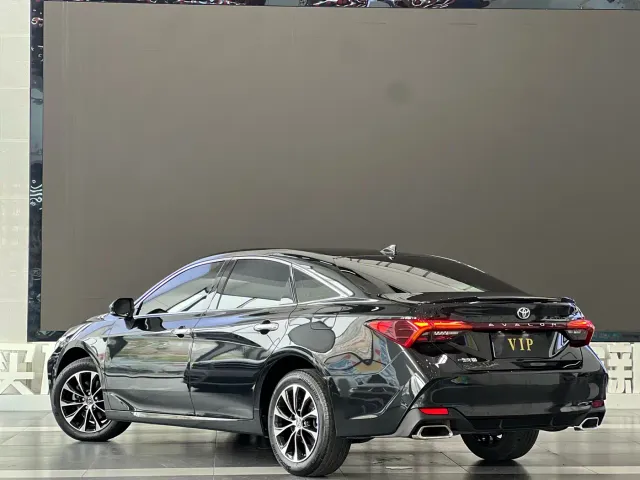 Toyota Avalon — Фото автомобиля 24