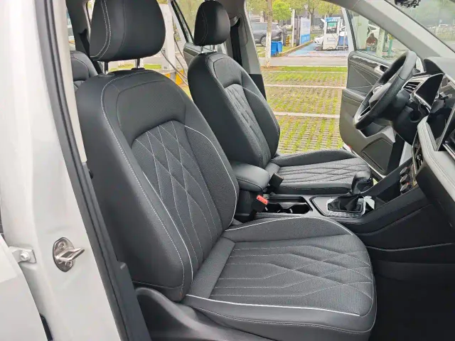 Volkswagen Tiguan L 2023 280TSI 2WD Trend Limited Edition — Фото автомобиля 10