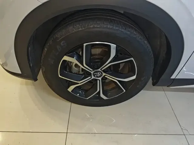 BYD Yuan PLUS 2022 430KM Premium — Фото автомобиля 22