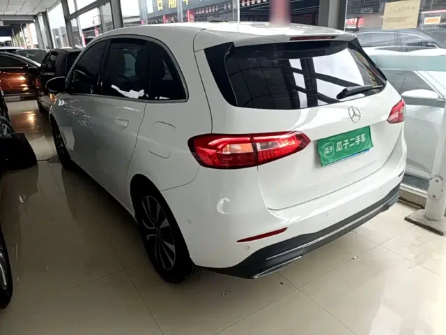 Mercedes-Benz B-Class — Фото автомобиля 4