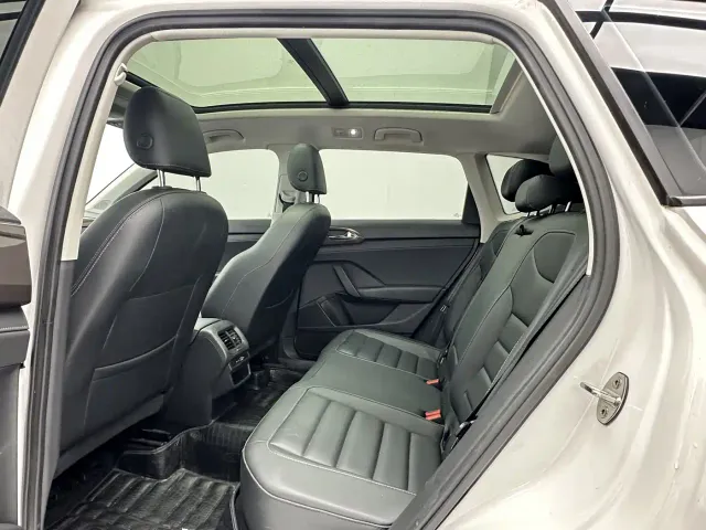 Volkswagen Tharu — Фото автомобиля 5