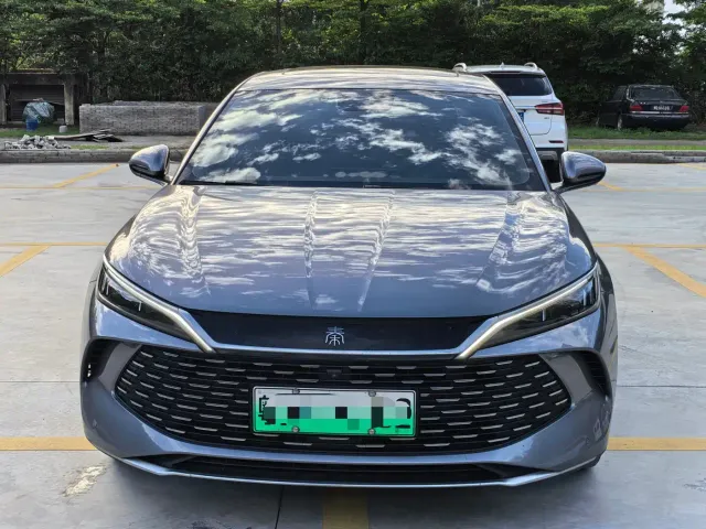 Фотография автомобиля — BYD Qin L