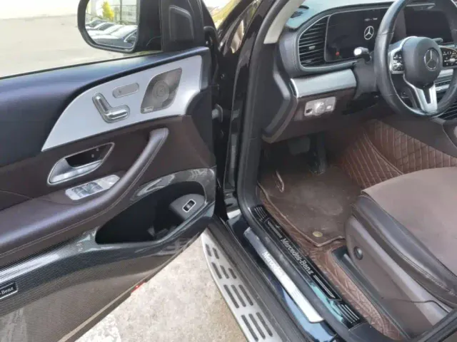 Mercedes-Benz GLE-Class — Фото автомобиля 15