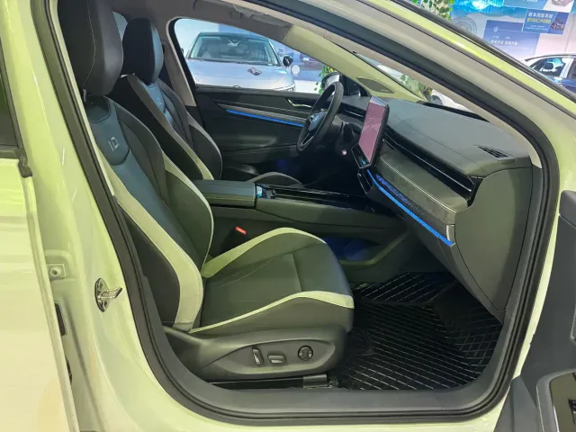 Volkswagen ID.7 Vizzion — Фото автомобиля 10