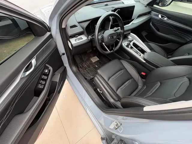 Geely Xingrui — Фото автомобиля 7