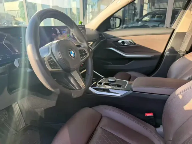 BMW 3 Series — Фото автомобиля 4