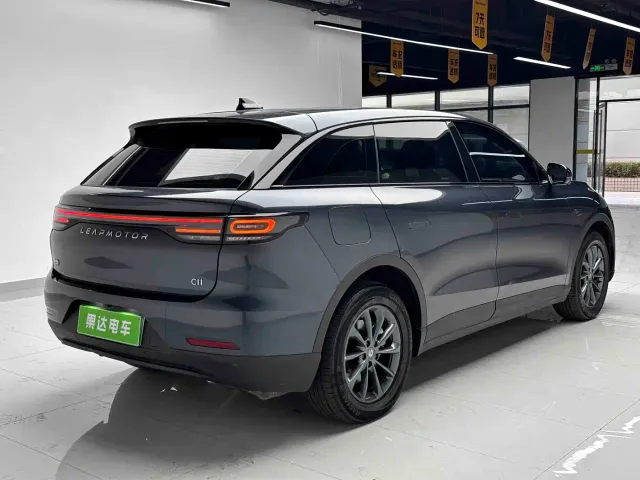 Leapmotor C11 — Фото автомобиля 4