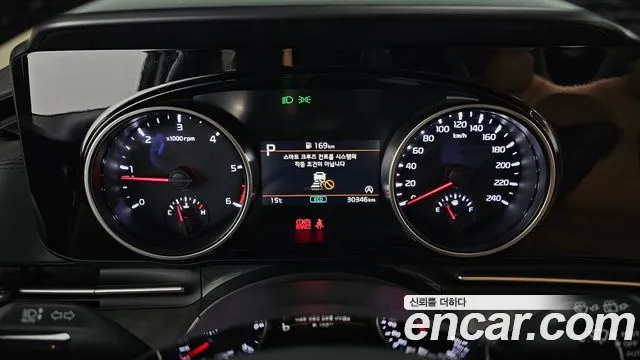 Kia Canival Carnival 4 поколение Дизель 9 мест Prestige — Фото автомобиля 3