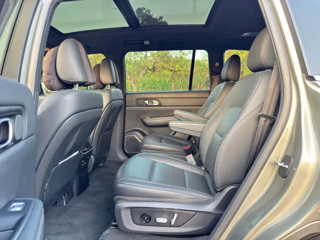 Li Auto ONE — Фото автомобиля 13