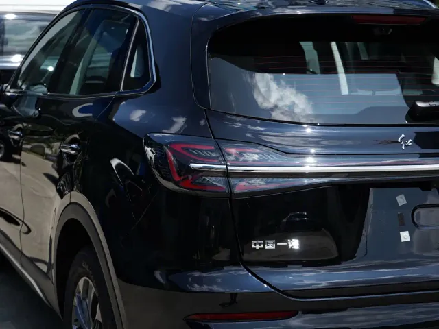 Hongqi HS5 — Фото автомобиля 20