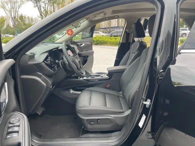 Buick Envision S — Фото автомобиля 8