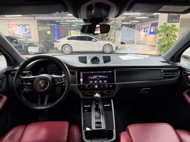 Porsche Macan — Фото автомобиля 5