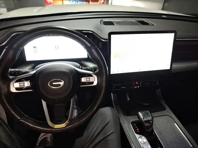 GAC Trumpchi GS8 — Фото автомобиля 9