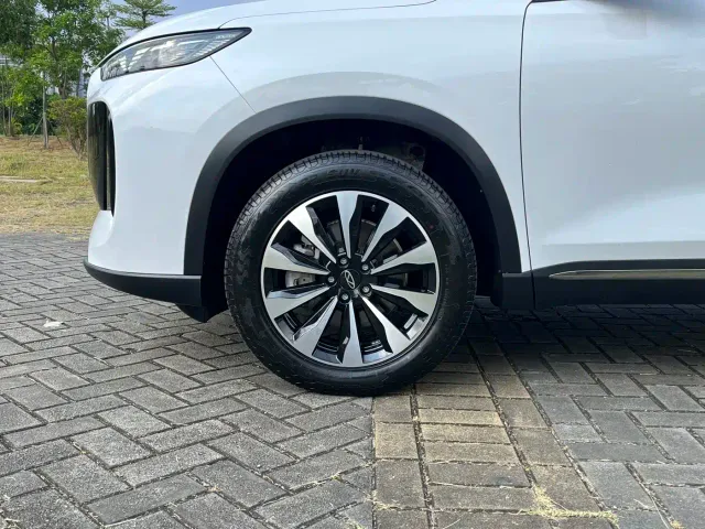 Chery Tiggo 8 PLUS — Фото автомобиля 10