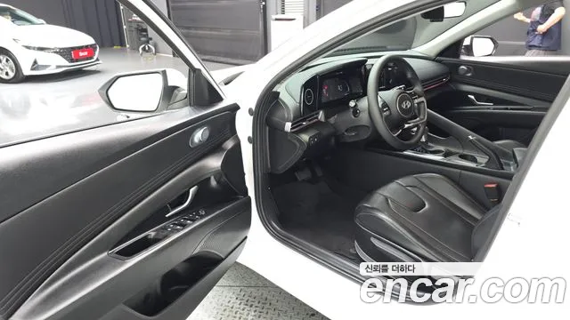 Hyundai AVANTE Новый Avante (CN7) — Фото автомобиля 10