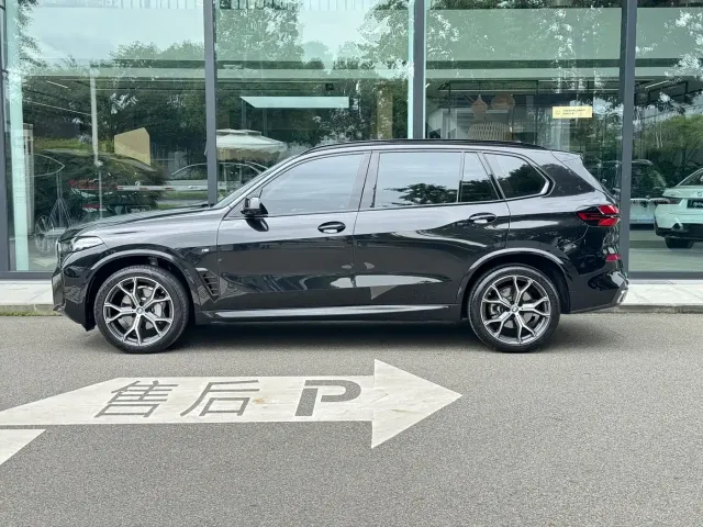 BMW X5 — Фото автомобиля 4