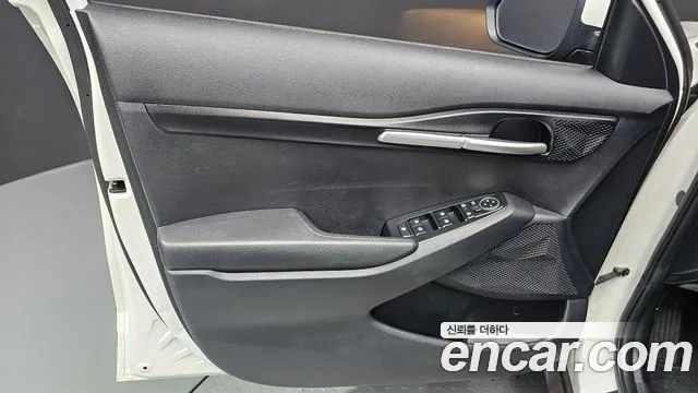 Kia Seltos Новый Seltos Бензин 2.0 2WD — Фото автомобиля 21