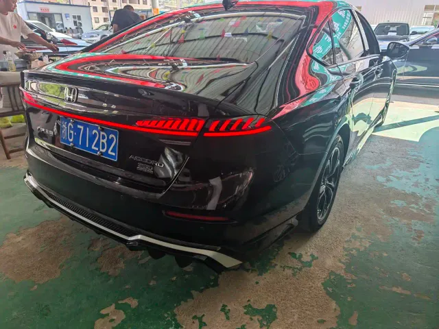 Honda Accord — Фото автомобиля 4