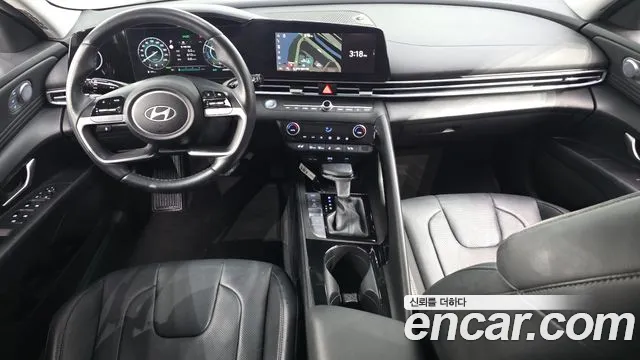 Hyundai Avante CN7 — Фото автомобиля 10