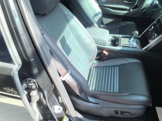 Land Rover Discovery Sport — Фото автомобиля 24