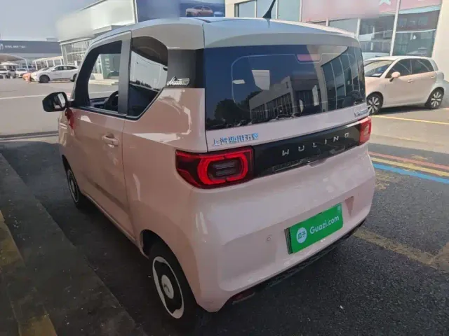 Wuling Hongguang Mini EV — Фото автомобиля 4