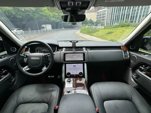 Land Rover Range Rover — Фото автомобиля 15