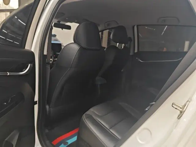 Geely Geometry EX3 Kung Fu Bull — Фото автомобиля 16