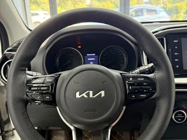 Kia KX1 — Фото автомобиля 11