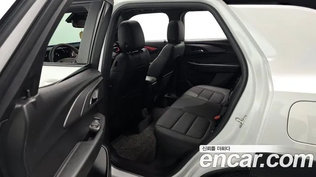 ChevroletGMDaewoo Trailblazer Новый Trailblazer 1.3 Turbo 2WD — Фото автомобиля 12