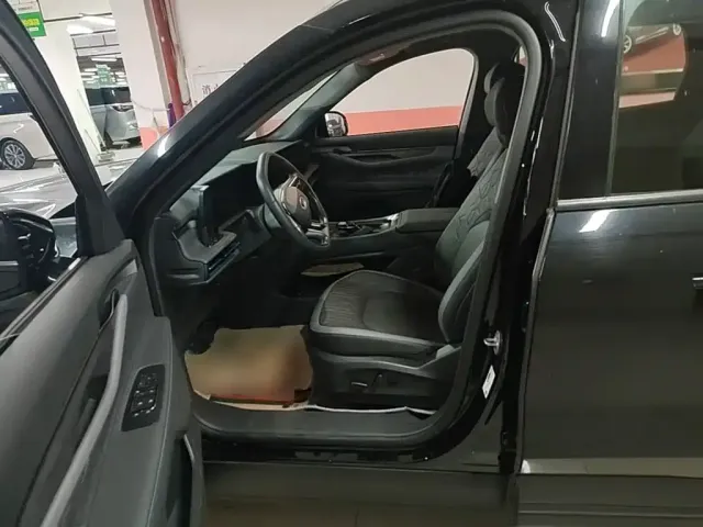 Ford Edge — Фото автомобиля 14
