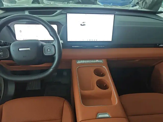 Haval Xiaolong MAX — Фото автомобиля 12