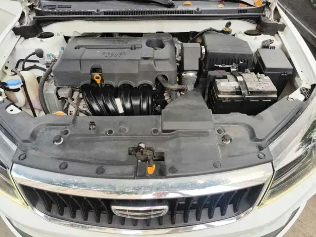Geely Emgrand — Фото автомобиля 3