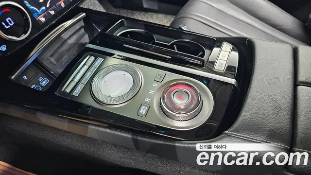 Genesis G80 Бензин 2.5 турбо 2WD — Фото автомобиля 8