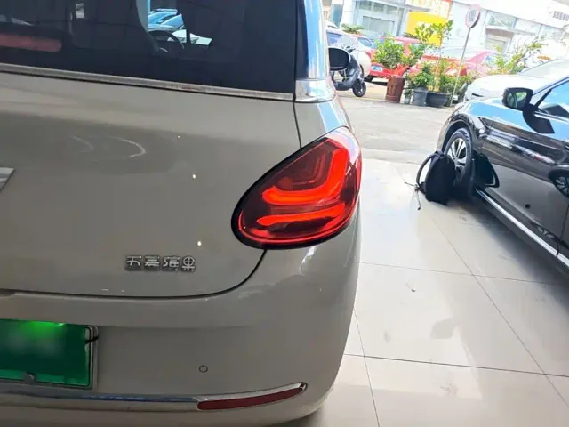 Wuling Bingo — Фото автомобиля 7