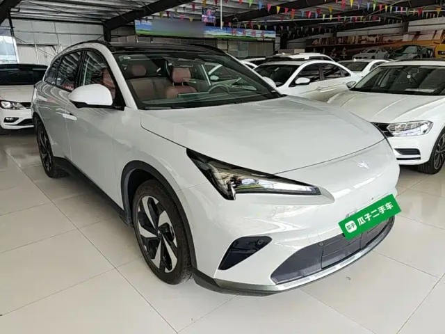 Arcfox Alpha T5 — Фото автомобиля 3