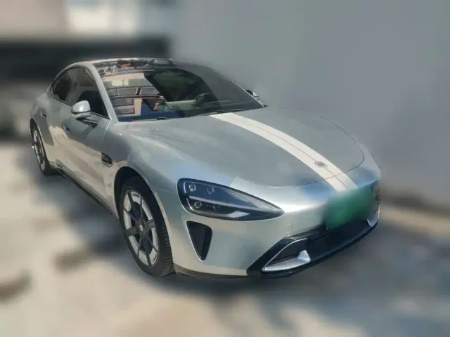 Xiaomi SU7 — Фото автомобиля 24