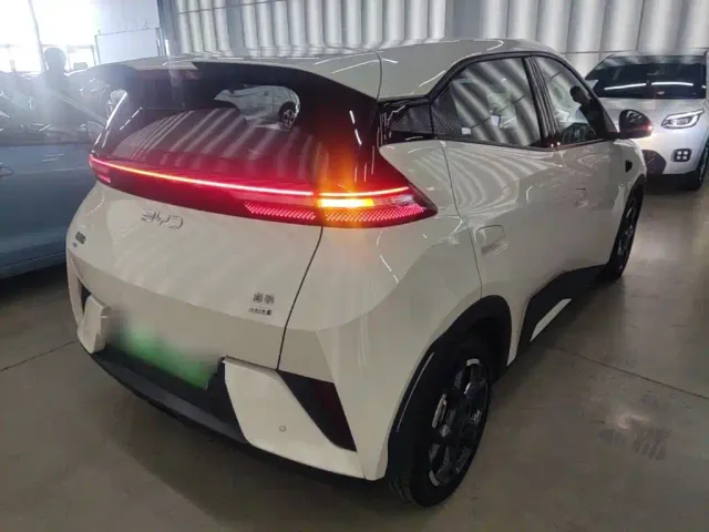 BYD Seagull — Фото автомобиля 6