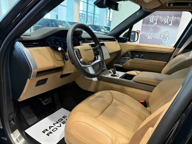 Land Rover Range Rover — Фото автомобиля 7
