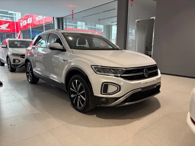 Volkswagen Volkswagen T-ROC 2024 280TSI DSG 2WD Time Edition — Фото автомобиля 3