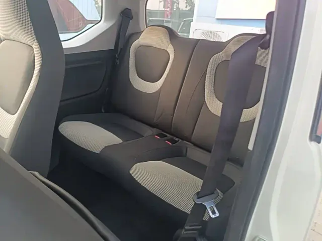 Wuling Hongguang Mini EV — Фото автомобиля 16