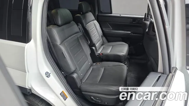 Hyundai Santa Fe — Фото автомобиля 11