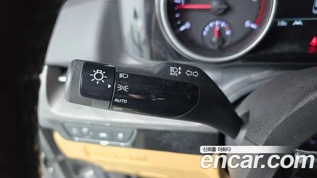 Kia Canival Carnival 4 поколение Дизель 11 мест Prestige — Фото автомобиля 30